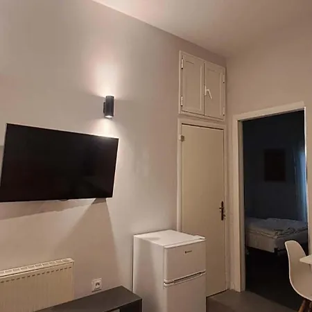 2bees Quite Ground Floor 35sq In The Heart Of The *